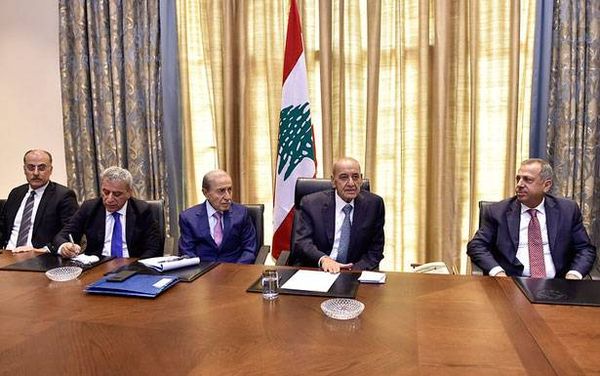 ماذا يقول بري عن تعميم مصرف لبنان؟