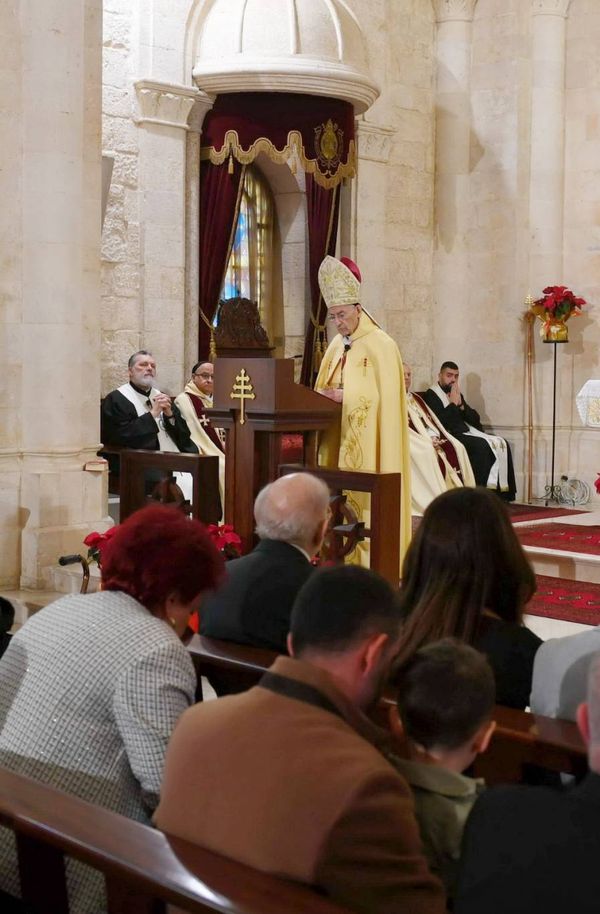 الراعي: على لبنان التمسّك بهويته
وبقيمه الوطنيّة والإنسانيّة وبرسالته كمساحة لقاء