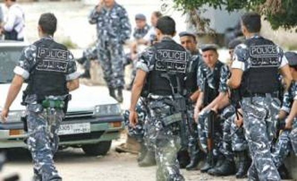 توقيف مطلوب عُثر بحوزته على "حزام ناسف" بطرابلس