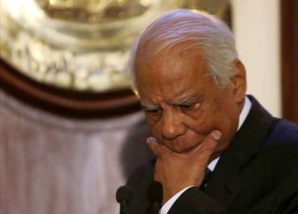 استقالة مفاجئة لحكومة الببلاوي وقبول سريع من الرئاسة !