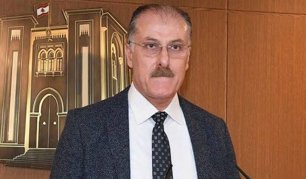 عبدالله يقترح قانونًا لتنظيم أولوية التعيين في ملاك المراقبين المساعدين في الجمارك