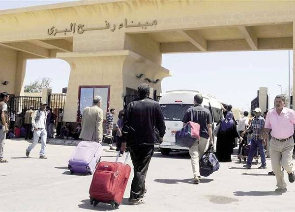 عودة العمل بمعبر رفح البري لعبور العالقين الفلسطينيين في كلا الاتجاهين
