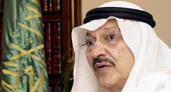 فيديو وصور.. أخو الملك سلمان يظهر بصورة جديدة... وبناته يعلقن بتلك الكلمات