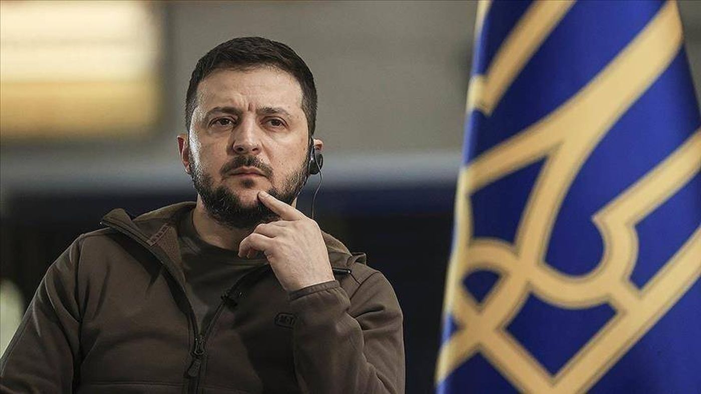 زيلينسكي يُحيل الى البرلمان مشروع قانون لتمديد الأحكام العرفية والتعبئة في البلاد