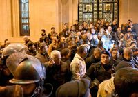 الحكومة تجتاز امتحان الموازنة ب59 نائباً بعد انقلاب «القوات» عليها
«الثنائي» و«الاشتراكي» و«التغيير» و«مستقلون» أيدوا... و«القوات» انضمت الى «التيار» المعارض
احتجاجات القطاع العام والعسكريين حاصرت مبنى المجلس... والتزام حكومي بالحل في شباط