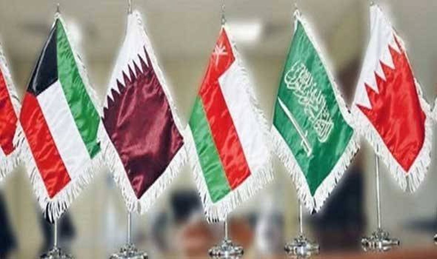 منذ بداية الأزمة.. وزير خليجي 