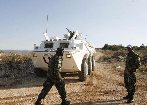 النفس الانتحاري يزداد ظهوراً والدليل حوادث صيدا ...
استياء جنبلاط من استقالة غازي العريضي وبيان عن الاشتراكي اليوم ...
الجيش يرفض تحقيقاً مشتركاً مع اسرائيل بشأن عملية الناقورة والعمل فردي