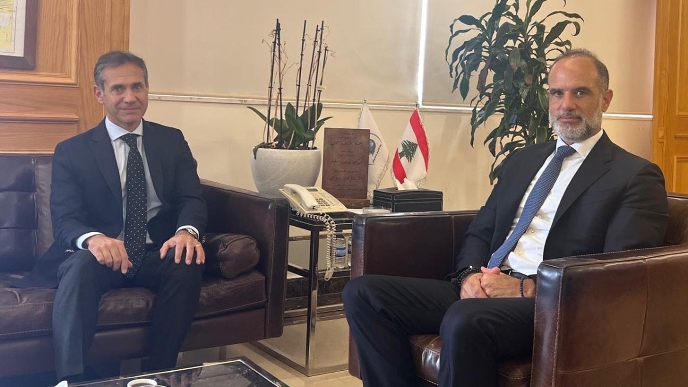 وزير الاشغال يبحث مع السفير التركي تطوير النقل والبنى التحتية