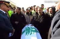 قيادة الجيش وأهالي بلدة جبال البطم شيّعوا الشهيد إبراهيم مهنا