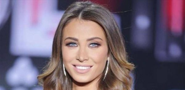 انابيلا هلال تكشف معلومات جديدة عن "رقص النجوم".. هذا ما ينتظركم