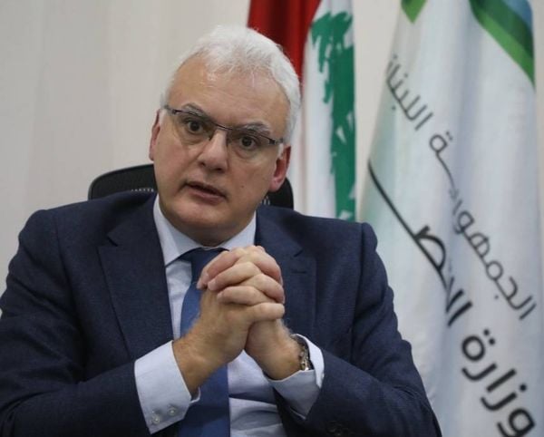 "بناءً على دعوة نظيره"... وزير الاتصالات الى مصر