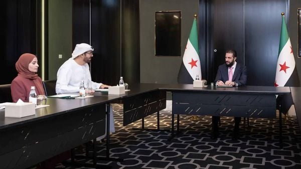 الرئيس السوري يبحث التعاون الحكومي في الإمارات