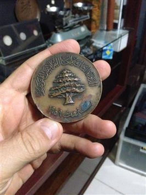 جمع العملات هواية تزدهر في لبنان