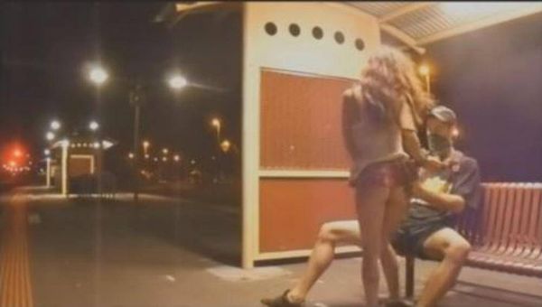بالصور مشاهد للبالغين: فيلم إباحي داخل محطة قطار في أستراليا يُثير ضجة والشرطة تطلب المساعدة!