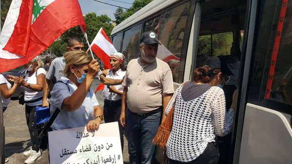 انطلاق باصات من طرابلس لإحياء ذكرى إنفجار المرفأ