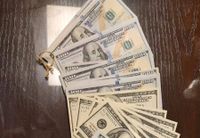 دولارتٌ مزوّرة في شتورة!