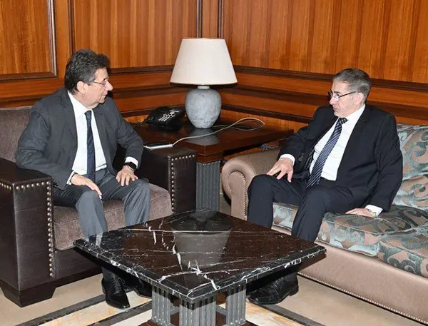 منيمنة يبحث مع كنعان الإقامة الذهبية لجذب الاستثمارات إلى لبنان
