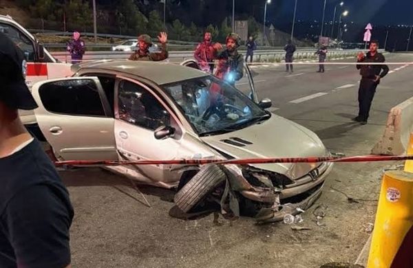 القناة 14 الإسرائيلية: المصاب بعملية الدهس بالضفة هو نجل السفير الإسرائيلي لدى واشنطن يحيئيل لايتر.