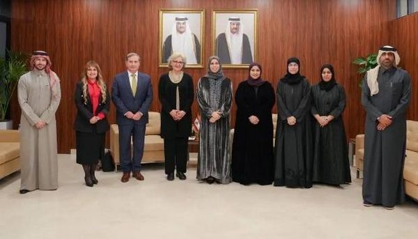 وزيرة التربية عرضت
مع نظيرتها القطريّة العلاقات التربوية