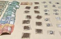 الجيش واصل ملاحقة المطلوبين ومروّجي
المخدرات والمخلّين بالأمن وأوقف أربعة منهم