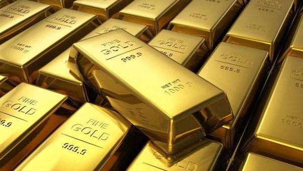 أسعار الذهب تنخفض وآمال التجارة تعزز الإقبال على المخاطرة