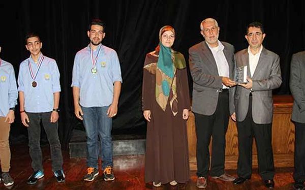 الحاج حسن في المهرجان الختامي للمباراة البيئىة المدرسية :
أنتم الرهان في معالجة المشاكل البيئية ولأخذ
الضاحية الجنوبيّة تجربة للفرز من المصدر
