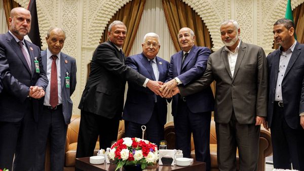 الفصائل الفلسطينية تلبي دعوة عباس للاجتماع في القاهرة نهاية الشهر الجاري