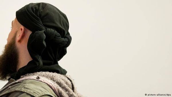ألمانيا: إجراءات جنائية ضد مقاتلين ألمان في سوريا