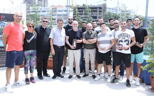 الأب جرمانوس تمنى له التوفيق
نادي الأنطوني كرّم فريق كرة السلة
لتأهله الى الدرجة الأولى