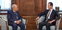 عون في دمشق وباسيل يحظى بإعجاب خاص