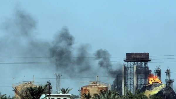 18 قتيلا بهجوم على معمل للغاز في بغداد