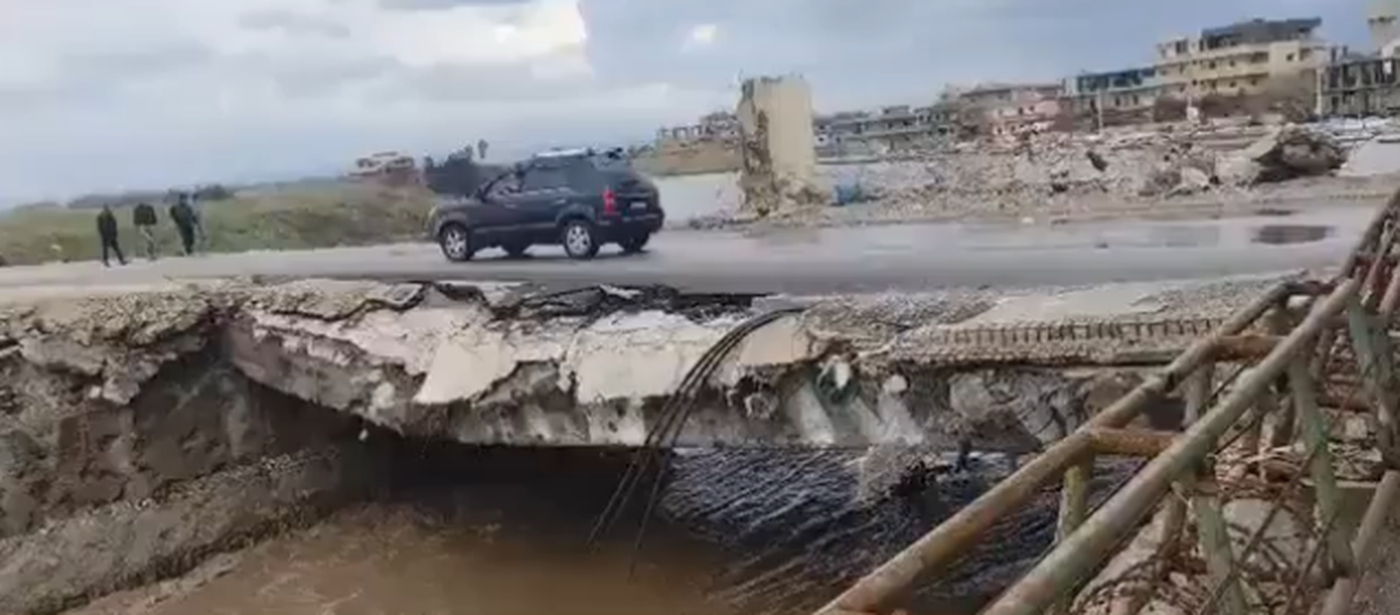 انهيار جزء من جسر العريضة الحدودي مع سوريا