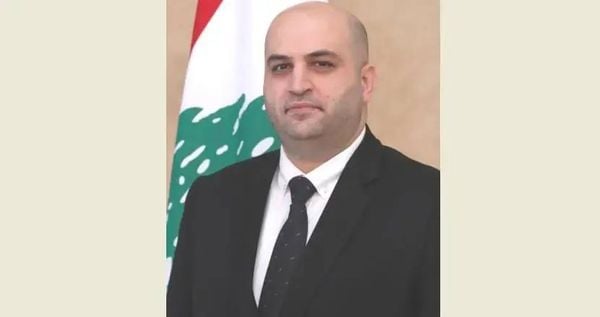 ناصرالدين: التغطية الصحية الشاملة «حلم قابل للتحقيق»