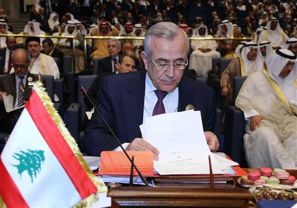 سليمان يتعهّد في الكويت العمل لإنجاز الاستحقاق الرئاسي