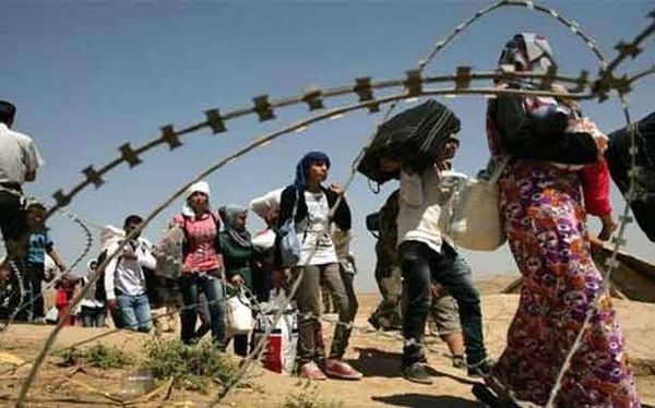 هل يطرح هولاند عقد طاولة حوار لبنانية في باريس؟