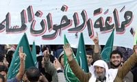 باريس تصادق على قرار أوروبي بتصنيف الإخوان كمنظمة "إرهابية"