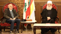 جنبلاط التقى جونسون
وزار أبي المنى