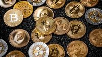 أسعار العملات الرقمية.. صعود بيتكوين يوقف خسائر سوق الكريبتو