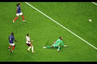 اسبانيا تهزم فرنسا وتعبر لنهائي كأس العالم