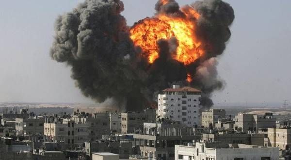 سقوط ضابط برتبة عميد و12 قتيلا في تفجير في حرستا بأحد المباني قرب دمشق