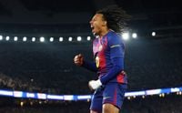 كوندي يعيد النظر في مستقبله مع برشلونة وسط اهتمام أندية أوروبية