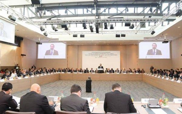 مؤشرات ايجابية تمهد الطــريــق للبدء بتنفيذ مقررات «سيدر»

المـنـلا لـ «الديــار» : اموال «سيدر» بــدأت بالمجيء الى لبنان تقنياً

اكثر من مـلـيار دولار بـــدأت المؤسسات المالــية توظيفها في المشاريع