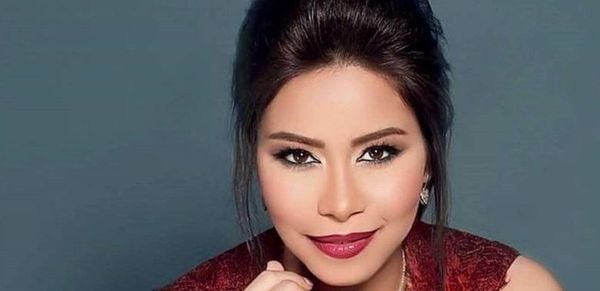 رسالة صوتية من شيرين عبد الوهاب الى جمهورها عبر تويتر: 