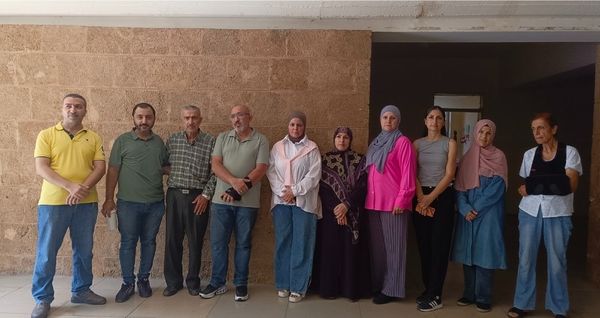 وقفة تضامنية في سرايا صيدا مع موظفي الإدارات الرسمية المتضررين في النبطية