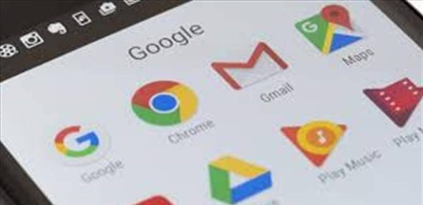 حذف 85 تطبيقاً مضراً من متجر "Google Play"