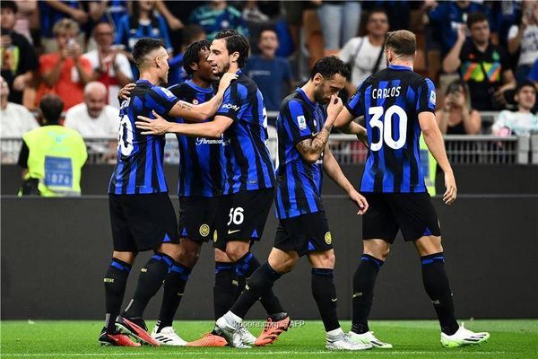 رباعية نظيفة لانتر ميلان في مرمى فيورنتينا