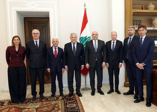 عون: نأمل التوصل إلى وقف إطلاق نار وبدء مفاوضات مباشرة مع "إسرائيل"