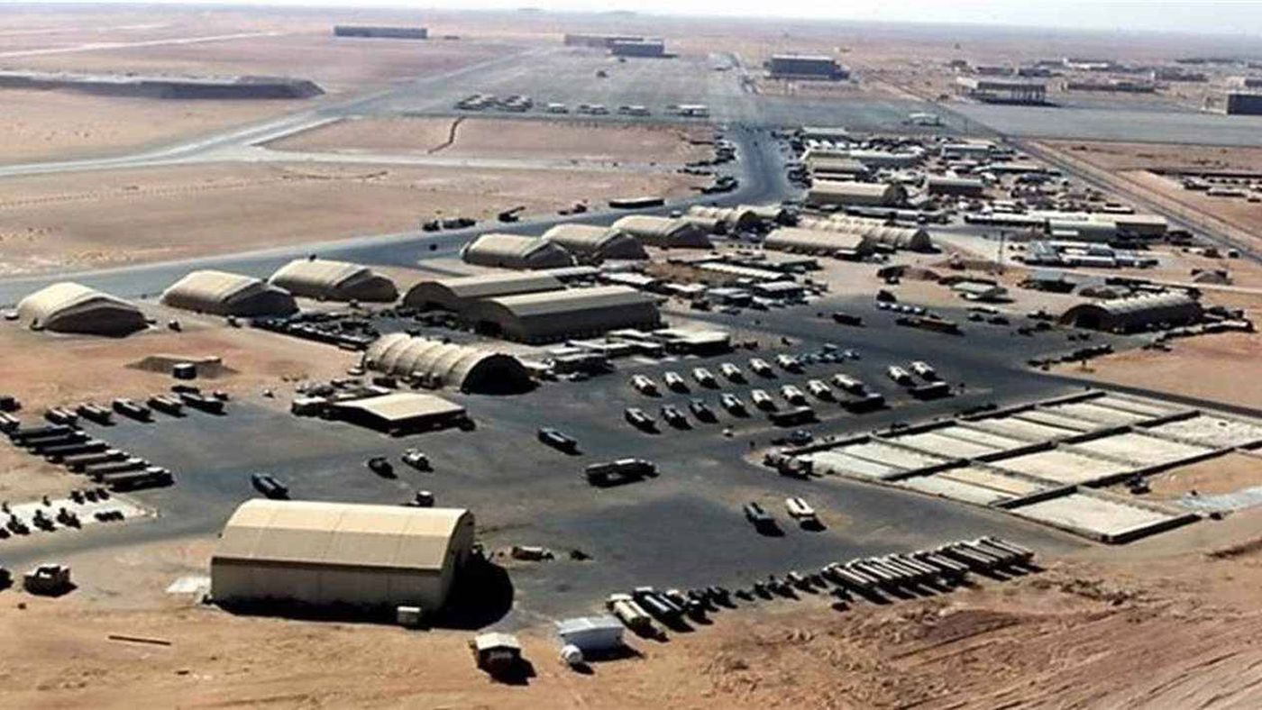 فصيل عراقي يستهدف قاعدة أميركية في بغداد