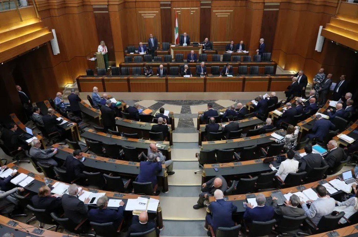 مفاجأة في قانون العفو... النص المنشور لا يطابق ما أقرّه النواب؟