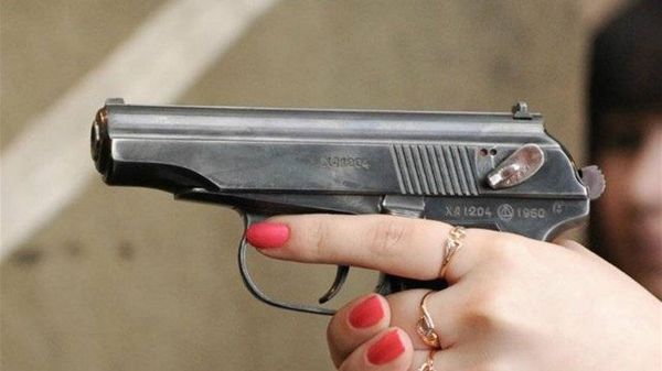قتلت حبيبها بالتعاون مع ابنها واقاربها في دبي